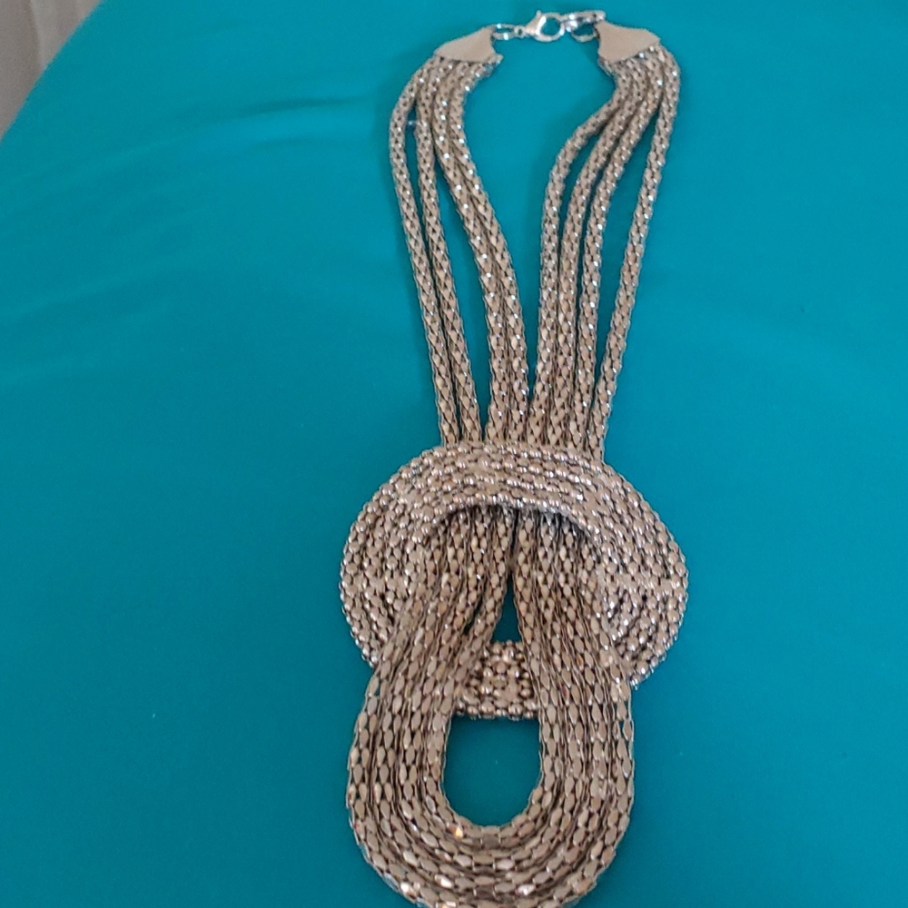 Silver Necklace.  New. SALE $14 - Picture 2 of 3